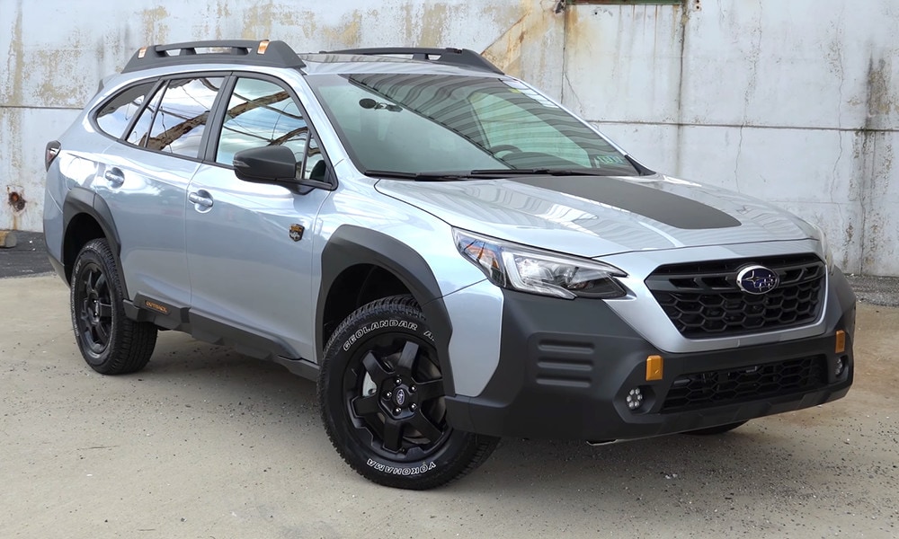 2022 Subaru Outback Wilderness (United States) front view 03