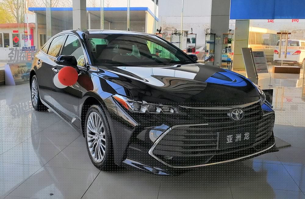 Toyota Avalon XX50 Hybrid 01 China