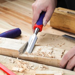 using WORKPRO Wood Chisel