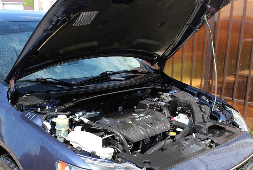 engine of a blue car