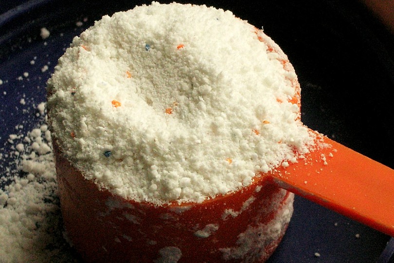 scoop of detergent