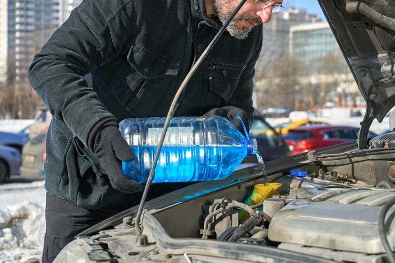 Can You Put Water into Windshield Wiper Fluid? Grea Vision