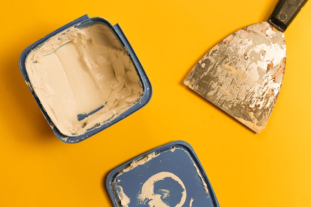 Can You Screw Into Wood Filler? What You Need to Know! Grea Vision