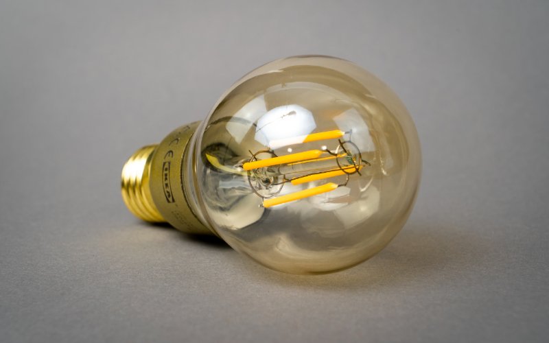 clear light bulb