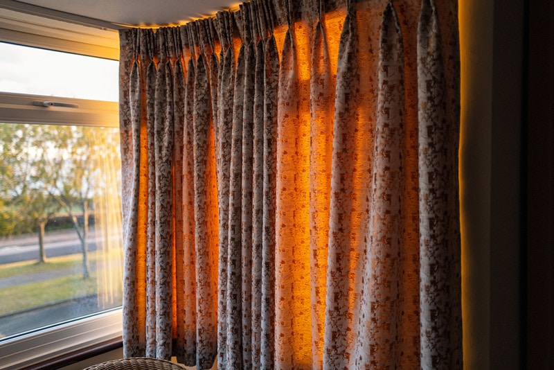 curtain hanging on a curtain tracks